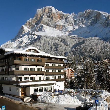 Hotel Colfosco San Martino Di Castrozza Exterior foto