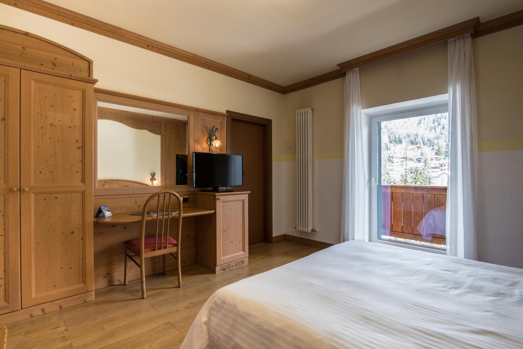 Hotel Colfosco San Martino Di Castrozza Quarto foto